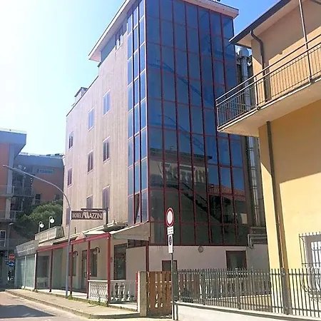 Mazzini 3* Τζεσόλο Λίντο
